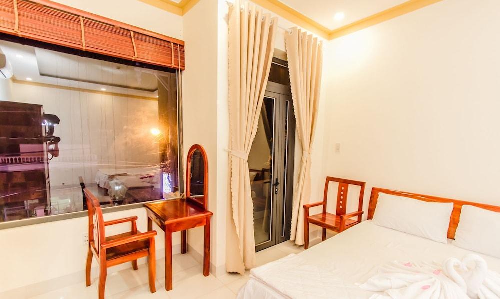 Lien Thong Hotel Дуонг-Донг Экстерьер фото