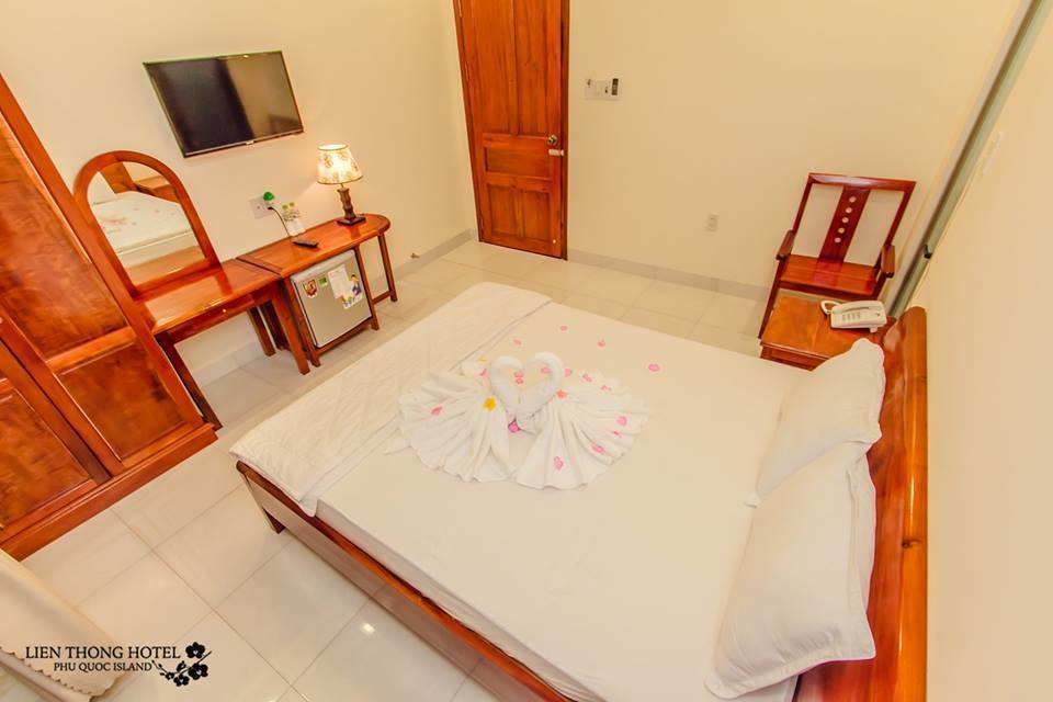 Lien Thong Hotel Дуонг-Донг Экстерьер фото